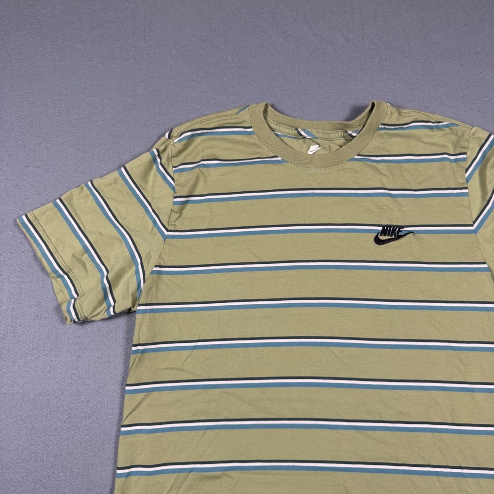 Nike Mens Striped T-Shirt Sage Green Blue White Embroidered Logo Size Large - Picture 8 of 11